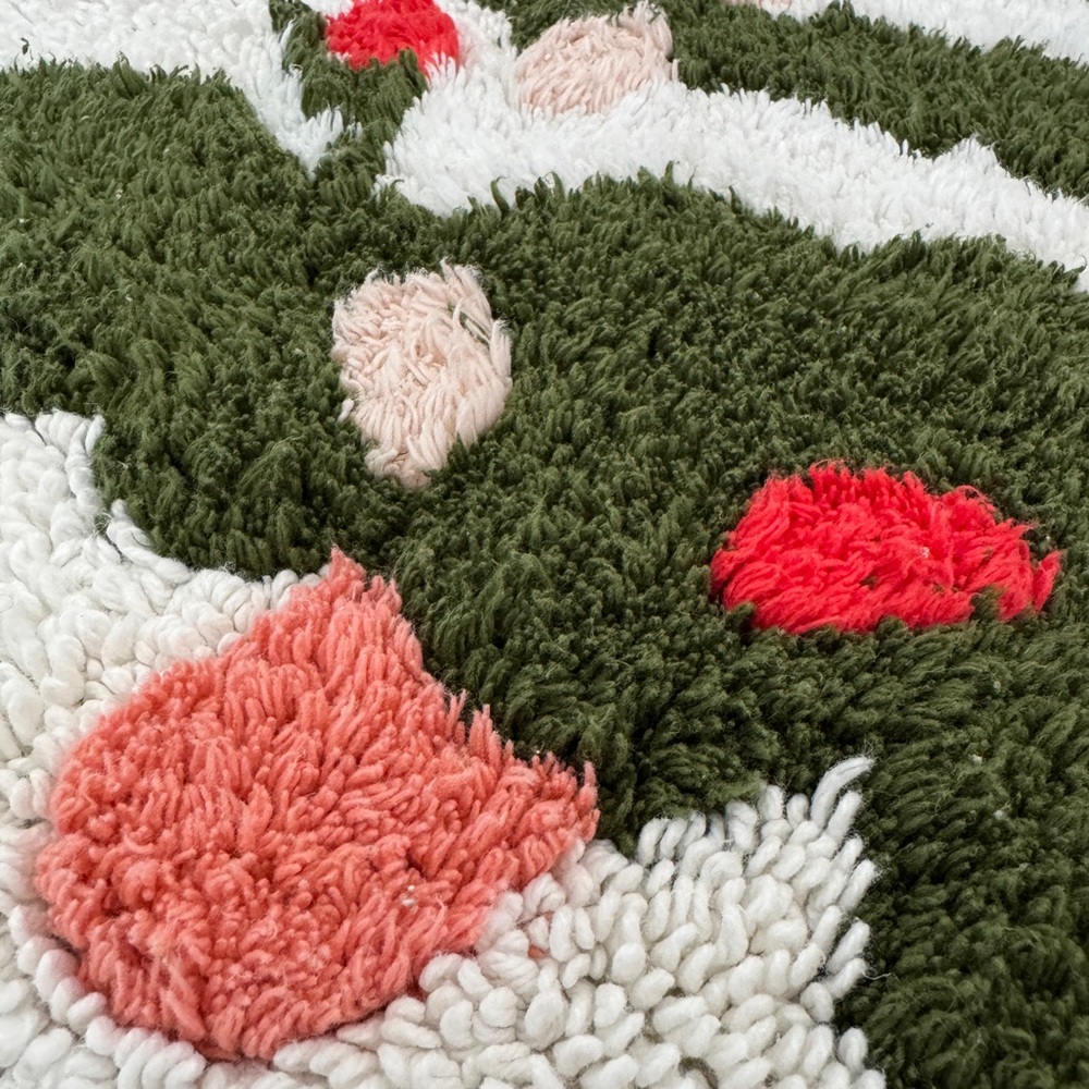 Christmas Throw Rug - Picture 10 of 15